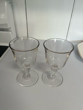 Vintage Glass Wine Goblets- Set of 2